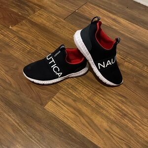 Nautica boy size 2 Navy Slip-On Shoes with Red Lining